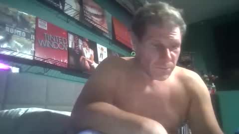 Snapshot of lukeewingxxx chatting on 02.09.26 DJ JAGGED online show from 02.09.26