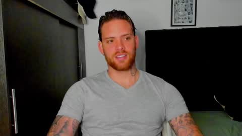 Snapshot of lukeglanton17 chatting on 02.27.25 Luke online show from 02.27.25