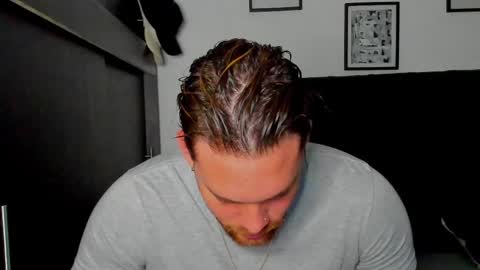 Snapshot of lukeglanton17 chatting on 02.28.25 Luke online show from 02.28.25