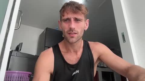 Snapshot of lukegunn22 chatting on 12.16.24 MR. Luke Gunn online show from 12.16.24