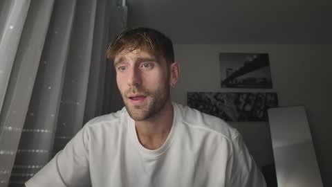 Snapshot of lukegunn22 chatting on 02.04.26 MR. Luke Gunn online show from 02.04.26