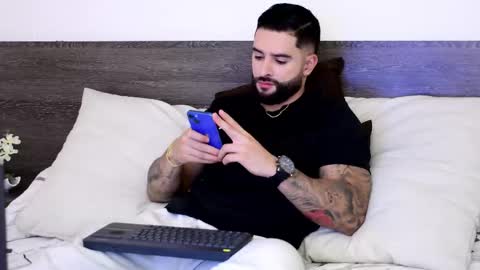 Lukhas f4f online show from 10.19.25