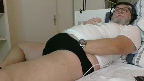 Snapshot of luley58 chatting on 02.13.25 luley58 online show from 02.13.25