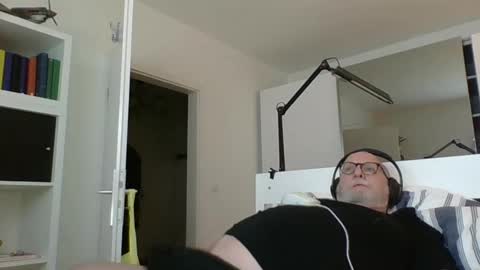 Snapshot of luley58 chatting on 02.27.25 luley58 online show from 02.27.25