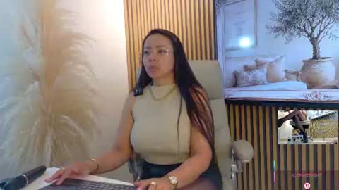 Snapshot of lulu_072 chatting on 07.02.26 lulu online show from 07.02.26