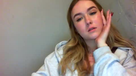 Lulu Baby18 online show from 02.02.25