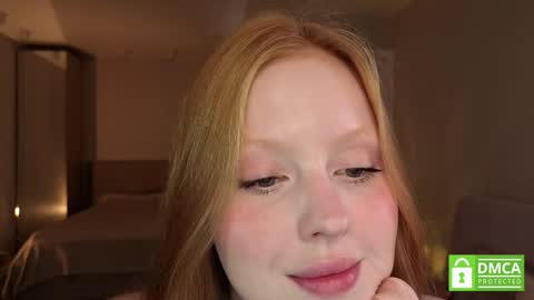 Snapshot of lulu_moons chatting on 09.28.25 Lulu online show from 09.28.25