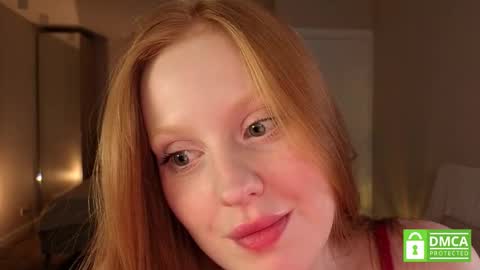 Snapshot of lulu_moons chatting on 11.14.25 Lulu online show from 11.14.25