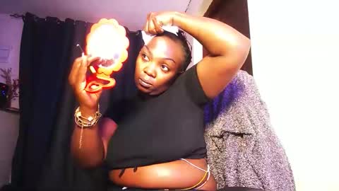 lulu_sparks1 online show from 02.17.26