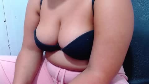 Snapshot of lulu_xxx_pervert chatting on 02.07.25  Lulu  online show from 02.07.25