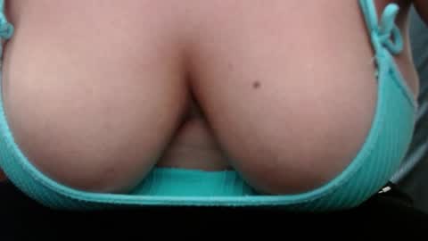 Snapshot of lulu_xxx_pervert chatting on 09.28.25  Lulu  online show from 09.28.25