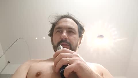 Snapshot of luluberlu042 chatting on 02.13.25 Ludo online show from 02.13.25