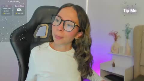 luluuberry online show from 11.24.25