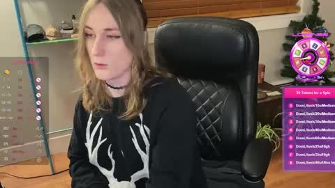 Snapshot of luluv chatting on 01.13.25 Lulu online show from 01.13.25