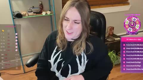 Snapshot of luluv chatting on 01.20.25 Lulu online show from 01.20.25