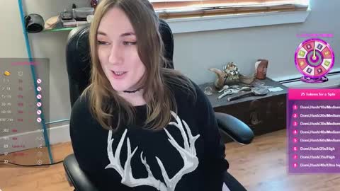 Snapshot of luluv chatting on 02.26.25 Lulu online show from 02.26.25