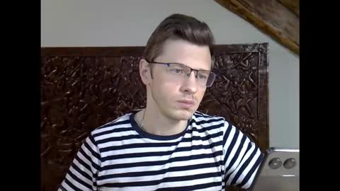 Andrew independent model 2000-0000 CET daily online show from 01.12.26