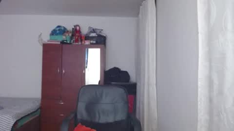 Snapshot of lumi_84 chatting on 02.04.25 LUMI online show from 02.04.25