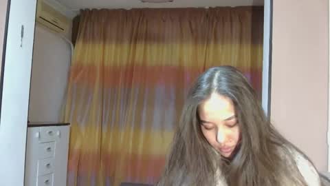 Anora online show from 01.11.26