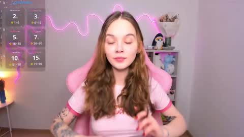 Snapshot of luminousmelody chatting on 12.22.24 luminousmelody online show from 12.22.24