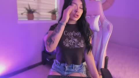 lummii_ online show from 02.23.26