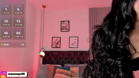 Snapshot of luna__ponce chatting on 11.23.25 online show from 11.23.25