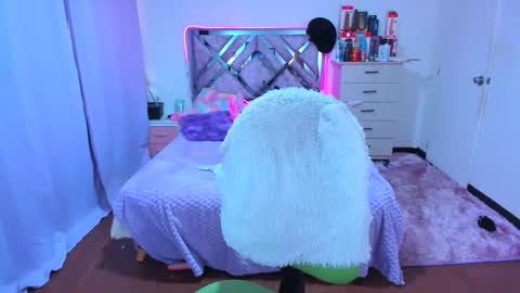 luna_analya online show from 11.04.25