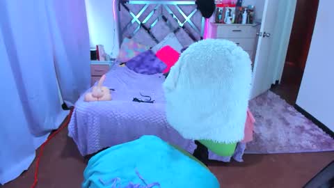 luna_analya online show from 11.14.25