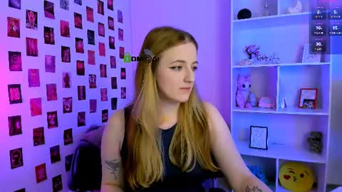 Snapshot of luna_berryy chatting on 07.07.26 luna_berryy online show from 07.07.26