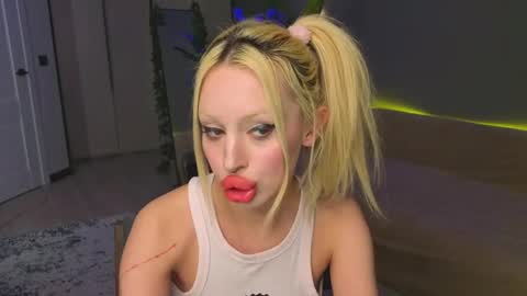 luna_beverly online show from 04.28.26