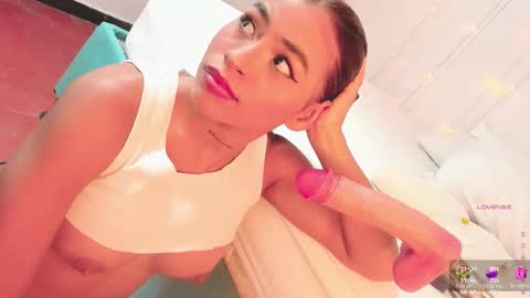 Snapshot of luna_cute_2 chatting on 01.06.26 luna_cute_2 online show from 01.06.26