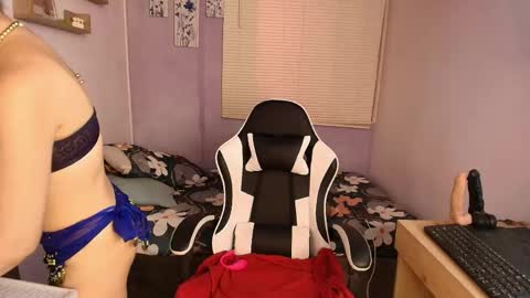 luna_desiree online show from 04.22.26