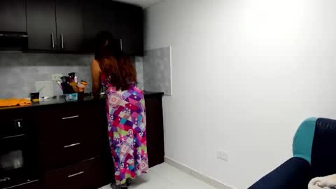 Snapshot of luna_dumont chatting on 02.15.25 luna online show from 02.15.25