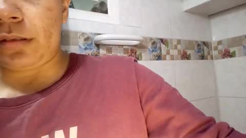 Snapshot of luna_dumont chatting on 09.11.25 luna online show from 09.11.25