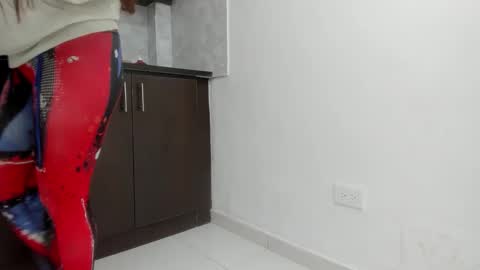 Snapshot of luna_dumont chatting on 11.30.25 luna online show from 11.30.25