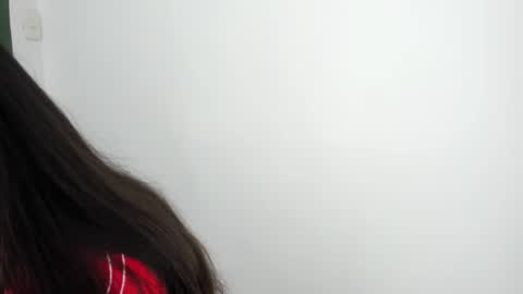 Snapshot of luna_dumont chatting on 07.23.26 luna online show from 07.23.26