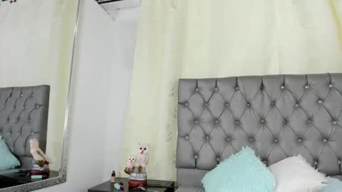 Snapshot of luna_evaa chatting on 01.30.25 Luna Eva online show from 01.30.25