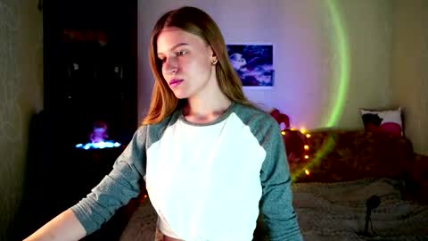 luna_evan online show from 11.18.25