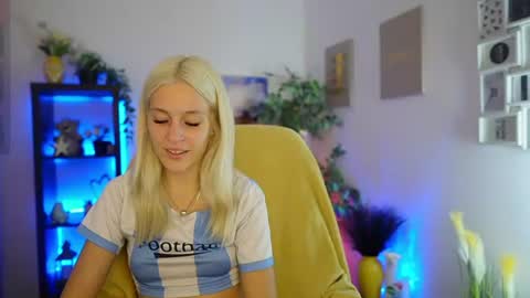 luna_grace18 online show from 06.30.26