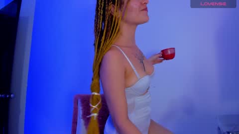 luna_hazard online show from 12.08.24