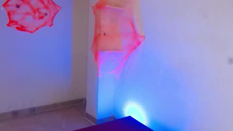 luna_hazard online show from 10.20.25