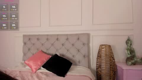 Luna online show from 04.30.26