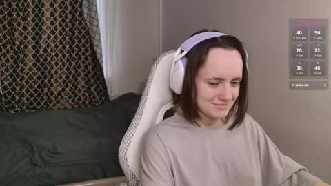 luna_loveeee online show from 09.12.25