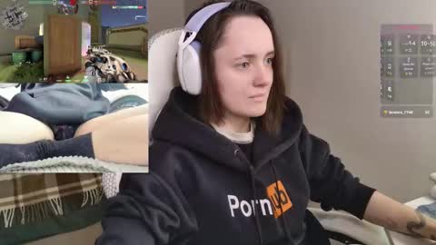 luna_loveeee online show from 09.18.25