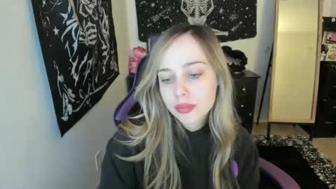 Luna online show from 12.05.25