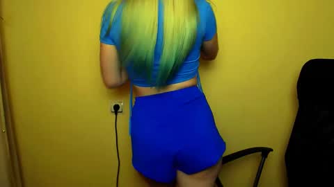 Luna online show from 01.25.25