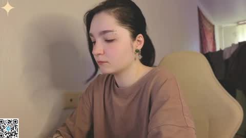 Snapshot of luna_moon13 chatting on 05.28.26 Luna online show from 05.28.26