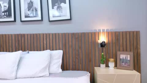 LUNA  online show from 01.15.26