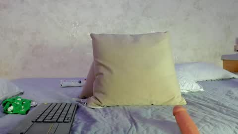 Luna online show from 04.25.26