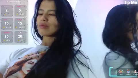 Snapshot of luna_starr69 chatting on 10.27.25 luna_starr69 online show from 10.27.25